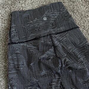 lululemon Leggings High Rise Wunder Under - Maze Jacquard Black & White Print